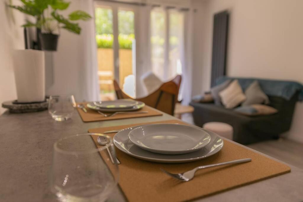 מץ Superbe Appart Plein Centre Avec Parking & Jardin מראה חיצוני תמונה